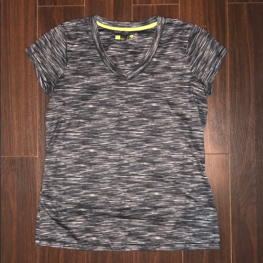 Women’s Workout V-Neck